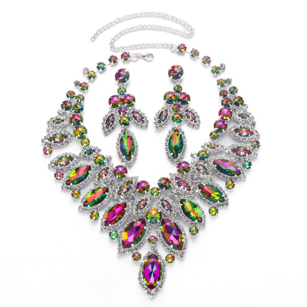 European And American Luxury Leaf Necklace Suit – Bild 2